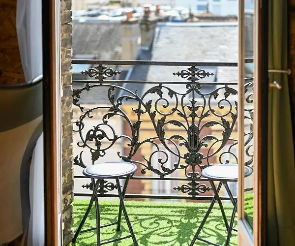 Verdun Dore - Parking Gratuit, Netflix, Balcon, Internet Fibre - 2 Ch Апартаменты